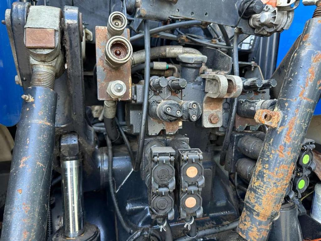 New Holland T7.250 Power Command Photo 19