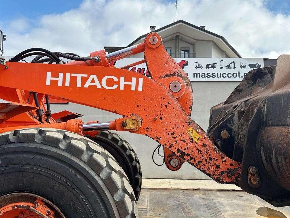 Hitachi ZW310-6 Photo 9