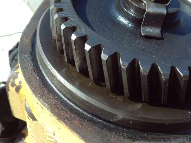 Hydraulic pump for Caterpillar 951C - MOTORE 3304 Photo 3
