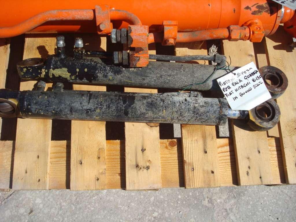 Steering piston for Fiat Hitachi W130 Photo 1