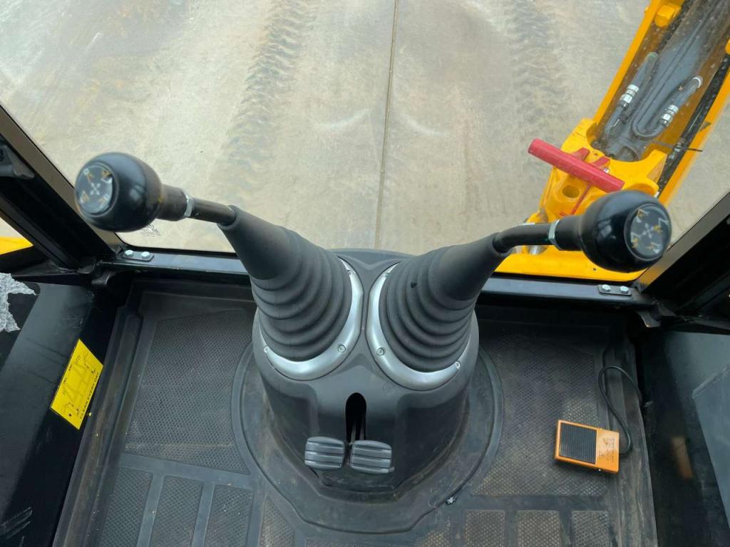 JCB 3DX Photo 23