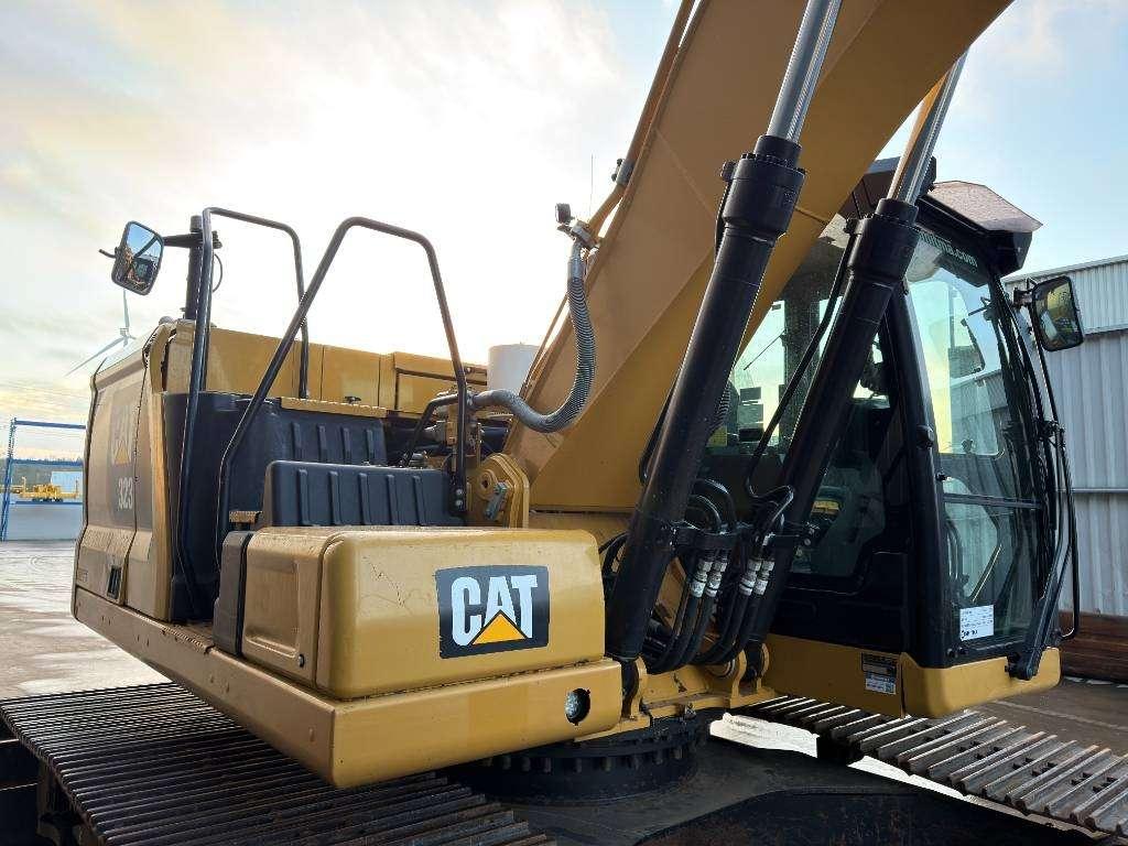 Caterpillar 323 07B Photo 11