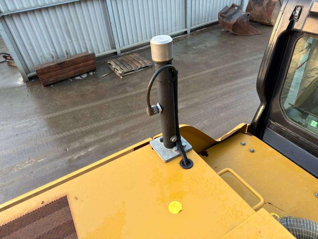 Caterpillar 323 07B Photo 22