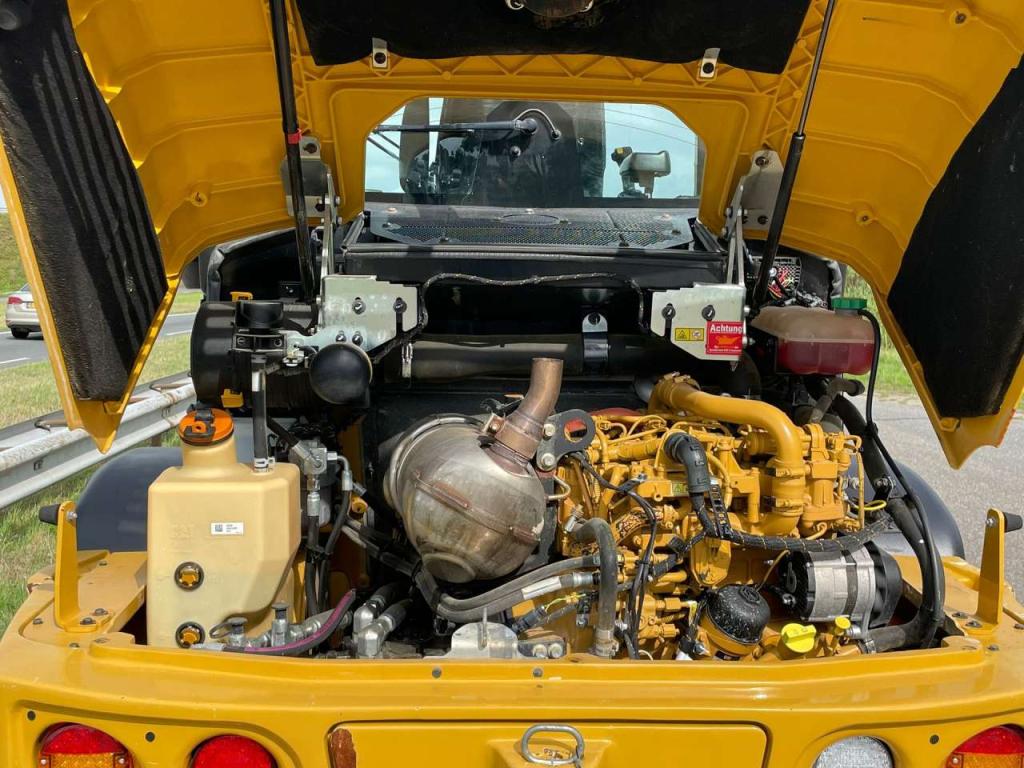 Caterpillar 908 Photo 28