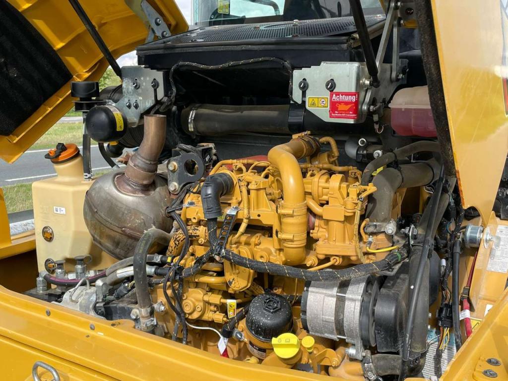 Caterpillar 908 Photo 29