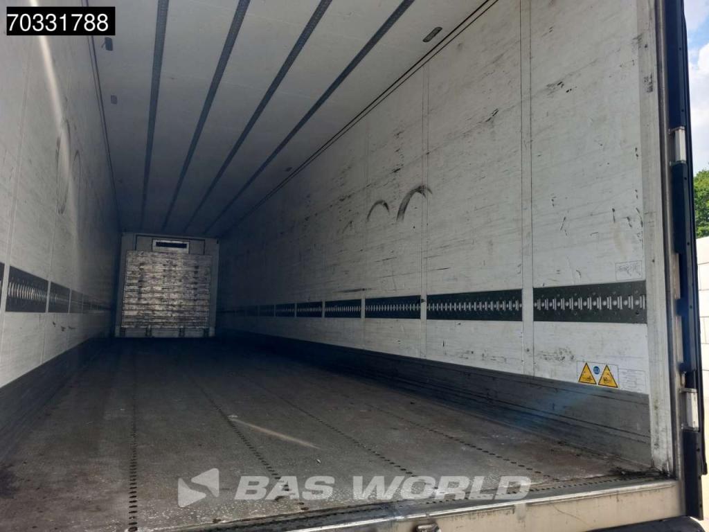 Schmitz SCB*S3B Tailgate Lift Axle 250x270cm Photo 11