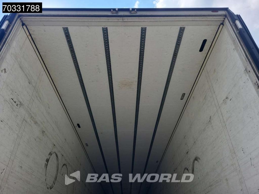 Schmitz SCB*S3B Tailgate Lift Axle 250x270cm Photo 14