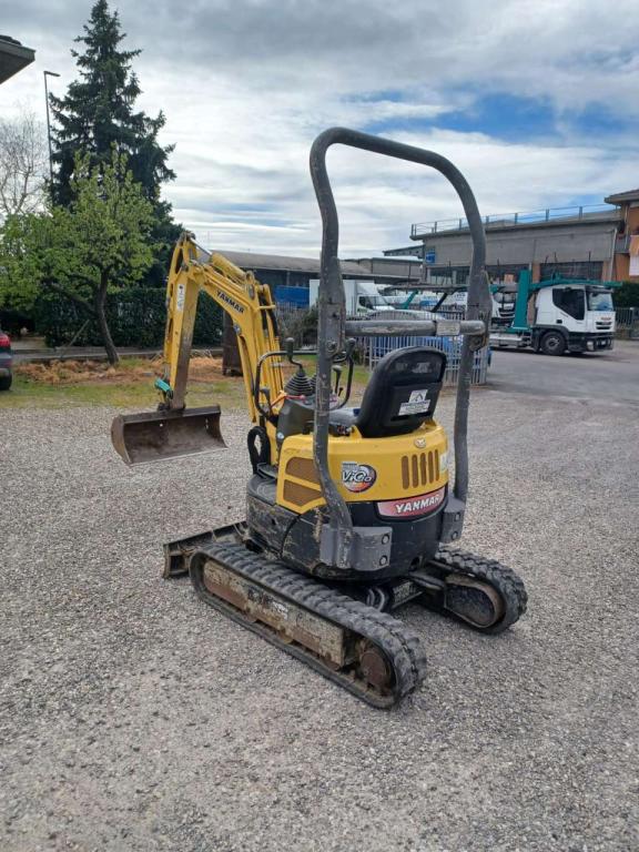 Yanmar ViO10 Photo 2