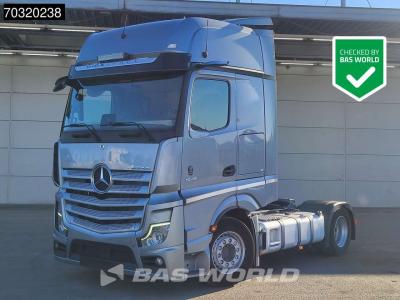Mercedes-Benz Actros 1945 4X2 GigaSpace Xenon Standklima ACC Navi sold by BAS World B.V.