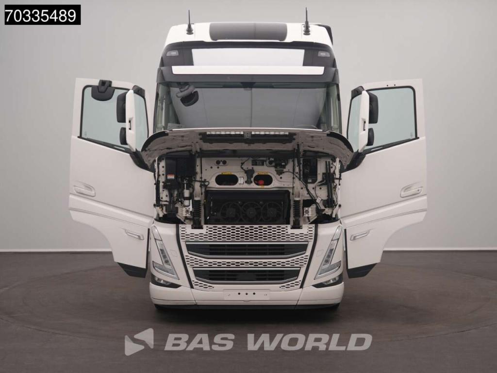 Volvo FH 500 4X2 XL 2x Tanks I-ParkCool ACC Photo 6