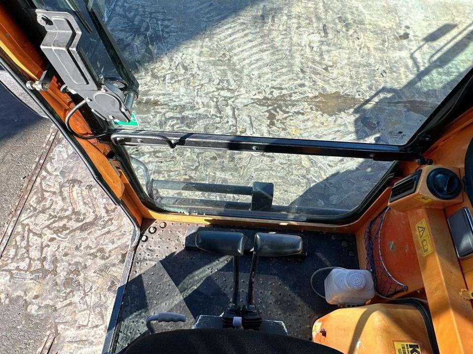 Yanmar C50R-3A Photo 12