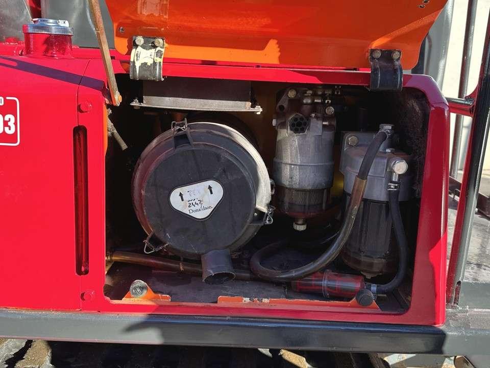 Yanmar C50R-3A Photo 5