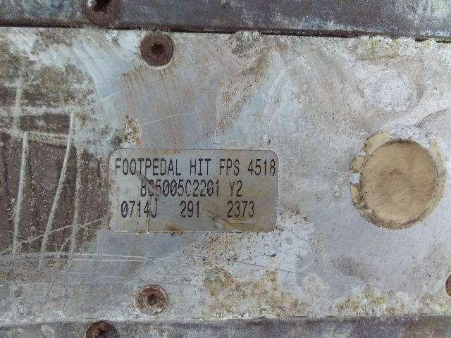 Accelerator pedal for Hitachi ZW310 Photo 3