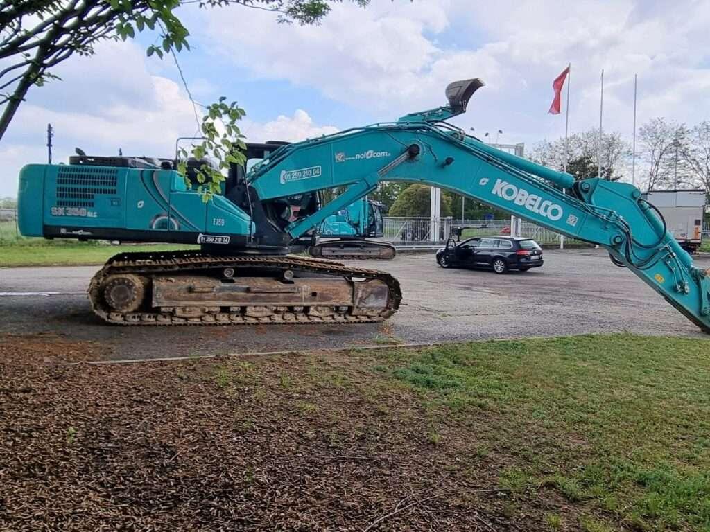 Kobelco SK350NLC-10 Photo 15