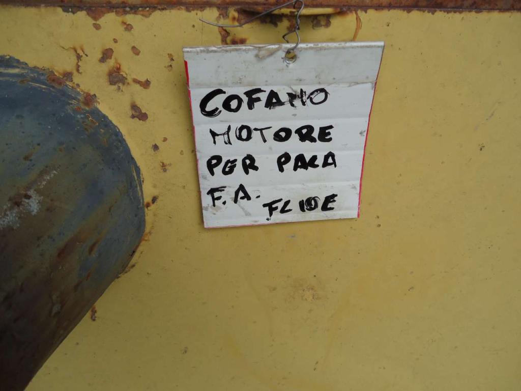 Hood and body panel for Fiat Allis FL10E Photo 4