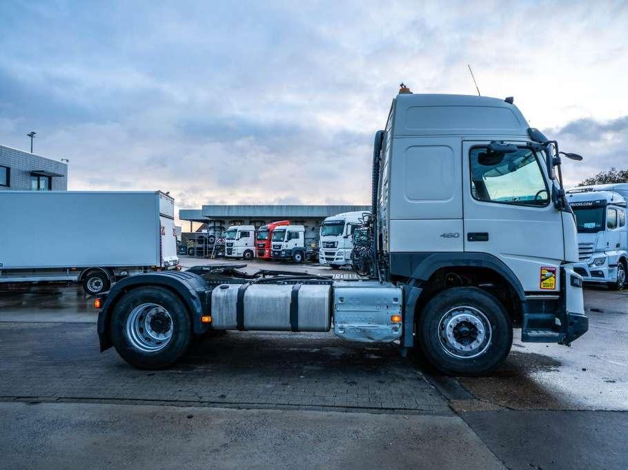 Volvo FMX 460 GLOB + HYDR Photo 3