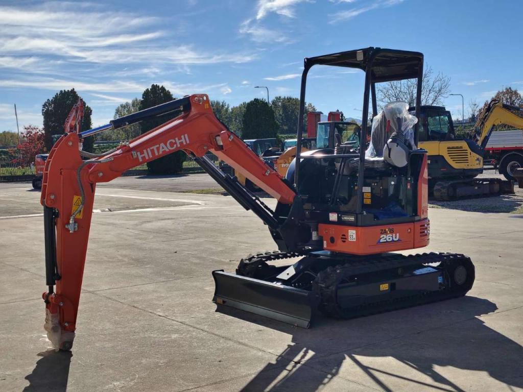 Hitachi ZX 26U-6 YR Photo 2