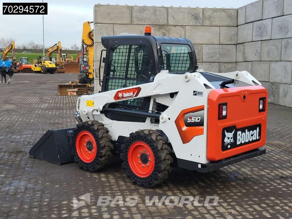 Bobcat S510 A/C - Cabin Photo 6