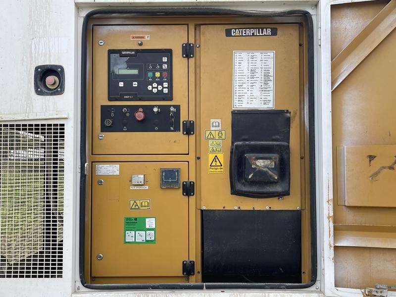 Caterpillar C 18 - 700 Photo 7