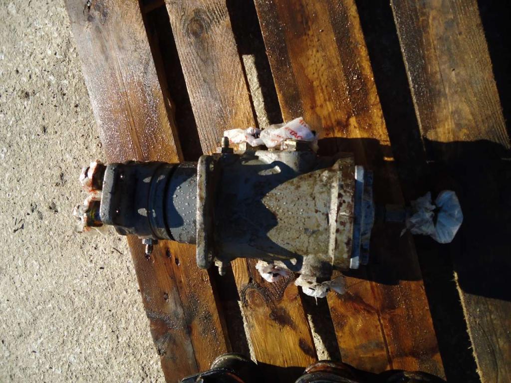 Rotating joint for Fiat Hitachi EX 215 Photo 1