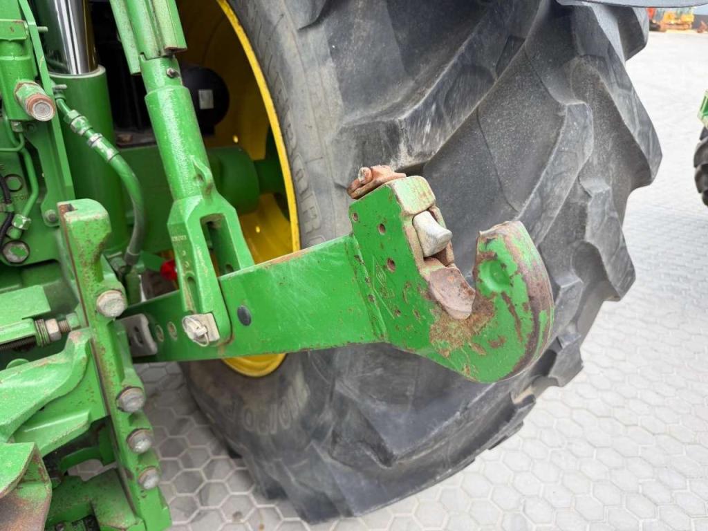 John Deere 6175R Photo 29