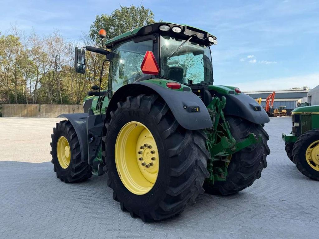 John Deere 6175R Photo 5