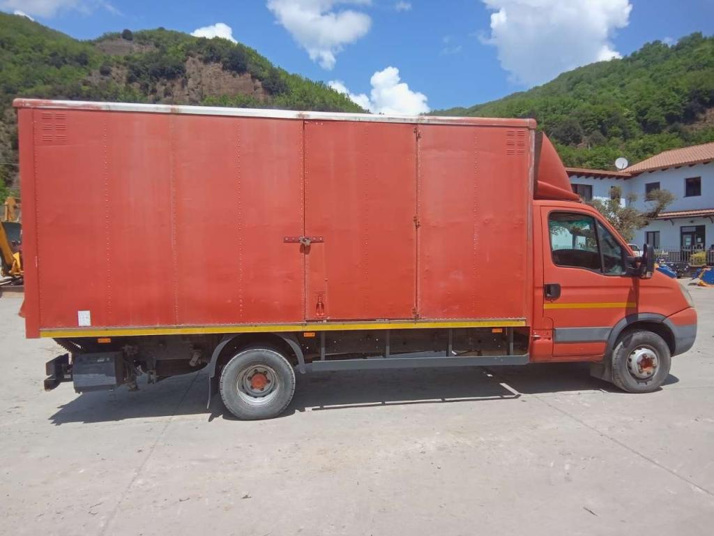 Iveco 65C/E4 SCATTOLINI Photo 5