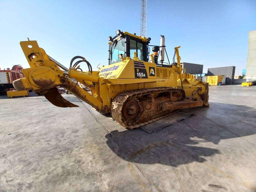 Komatsu D155A-6R (4pcs available for sale in Abu Dhabi) Photo 20
