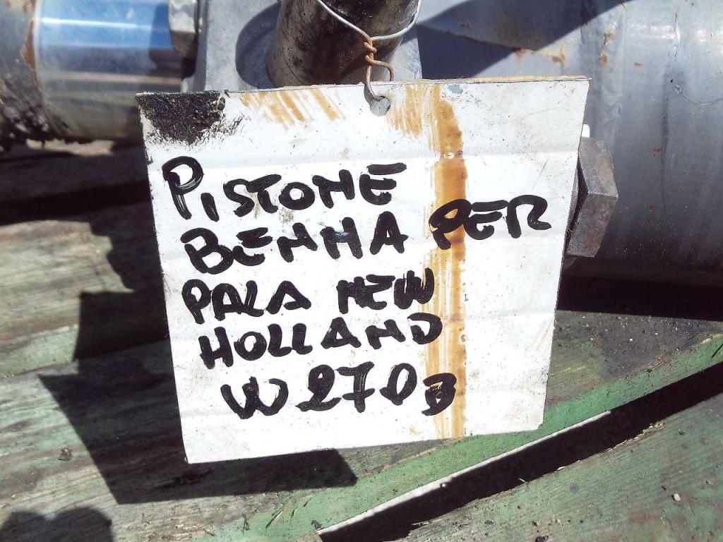 Bucket rotation piston for New Holland W270B Photo 4