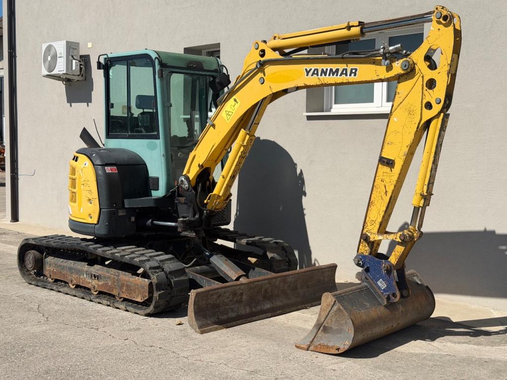 Yanmar VIO50 Photo 2