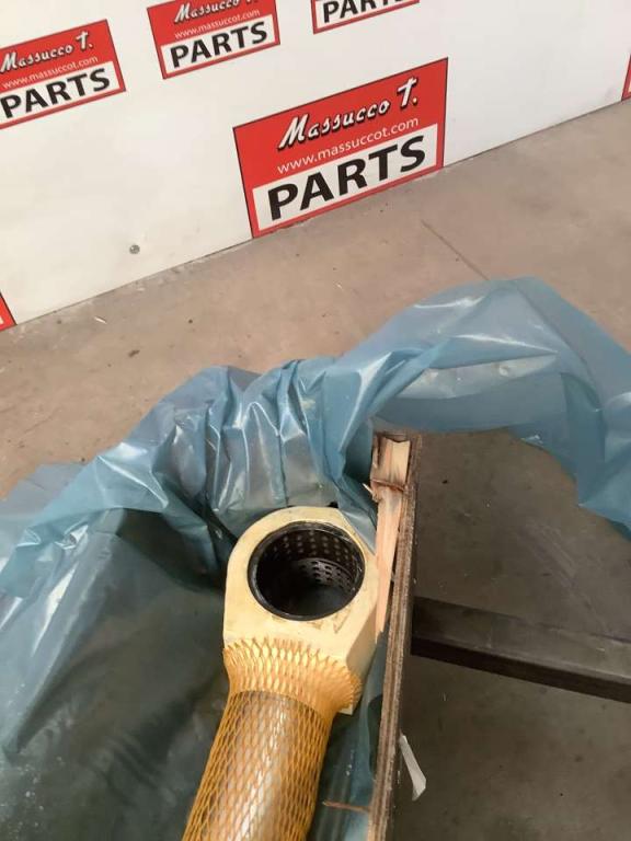 Cylinder rod for Case WX168 e WX188 Photo 2