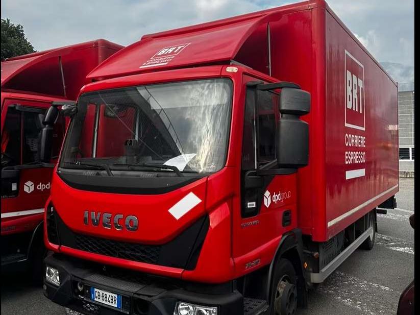 Iveco 75 e 210 Photo 1