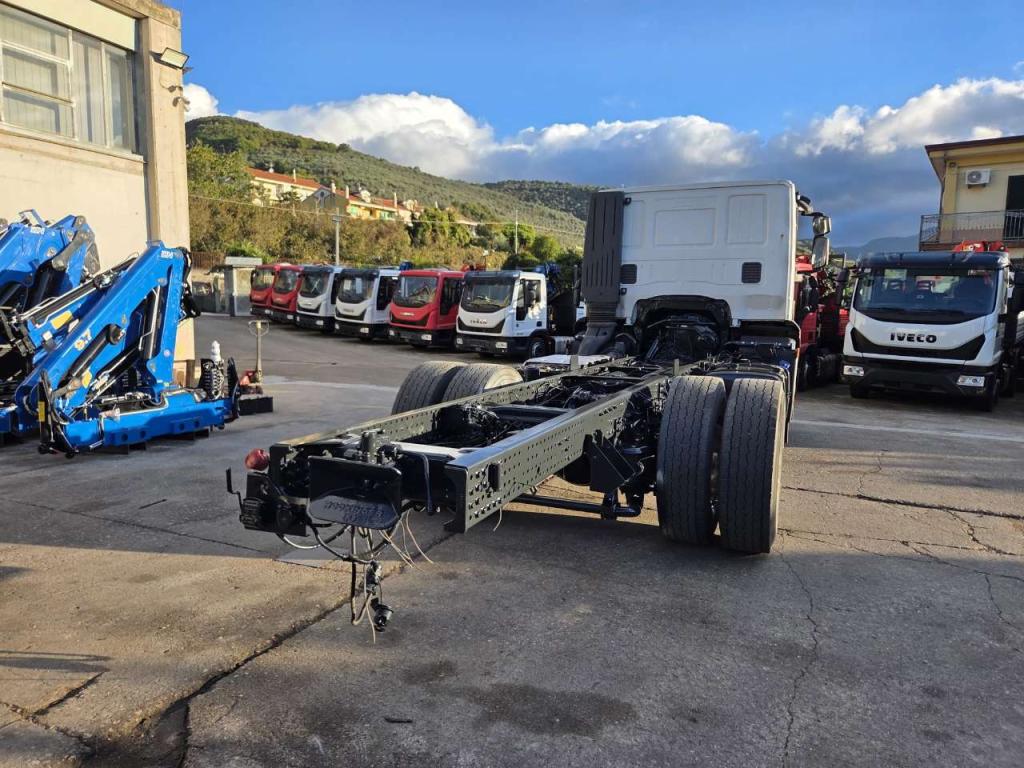 Iveco STRALIS AD190S42 Photo 15