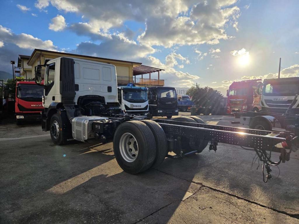 Iveco STRALIS AD190S42 Photo 8