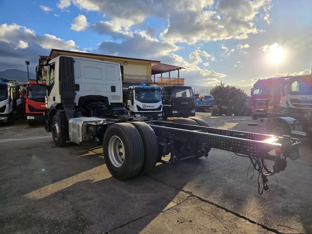 Iveco STRALIS AD190S42 Photo 9