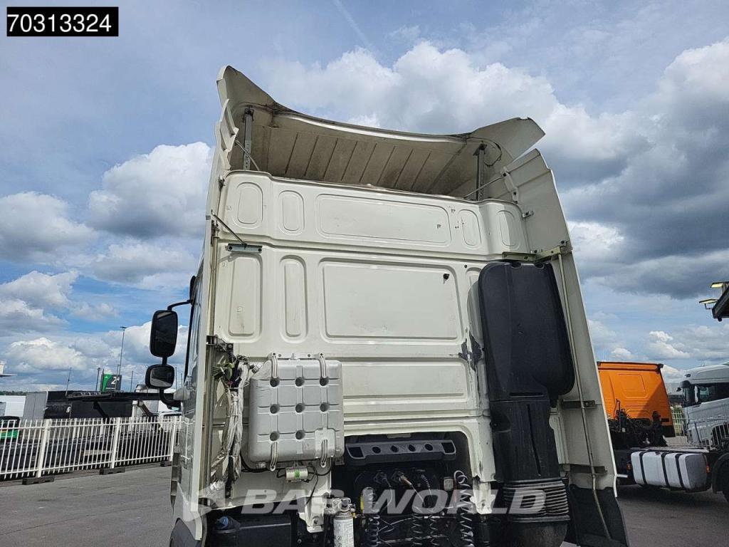 Daf XF 480 4X2 2x Tanks Mega Standklima Photo 12