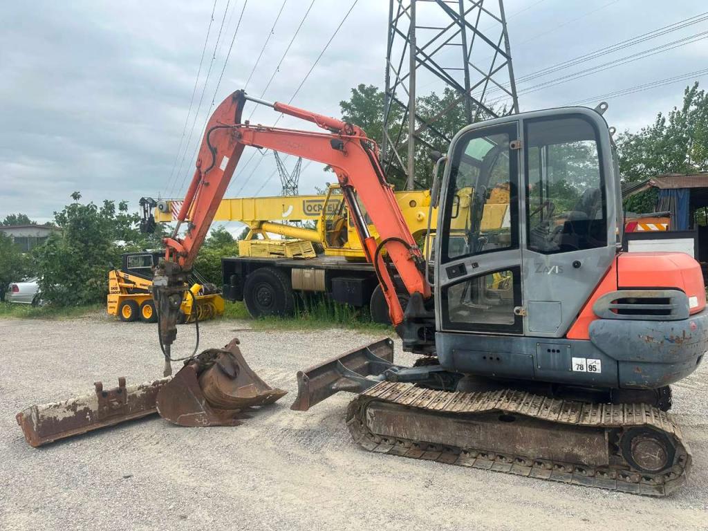 Hitachi Zaxis 50 Photo 2