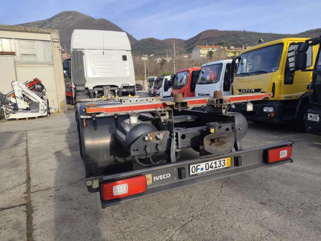 Iveco S-WAY 510 AS Photo 10