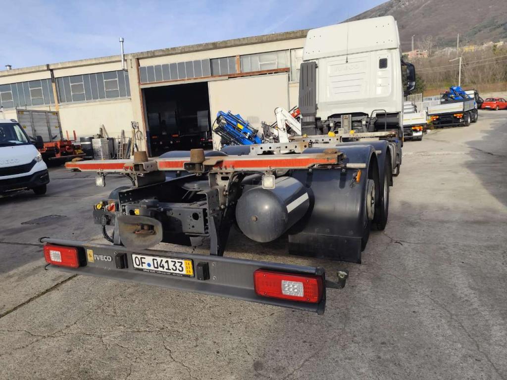Iveco S-WAY 510 AS Photo 15