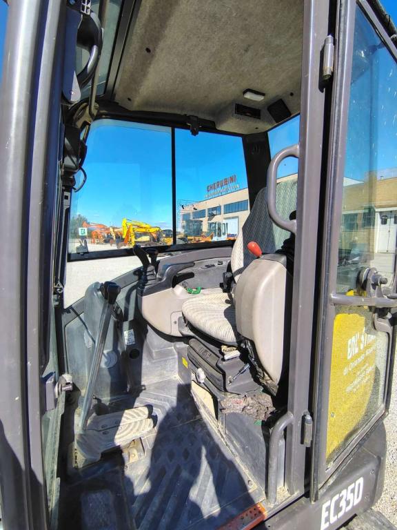 Volvo EC35D Photo 23