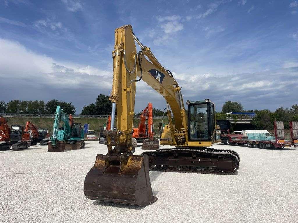 Caterpillar 320BS Photo 1