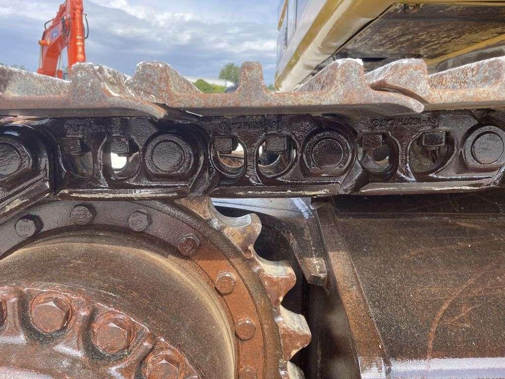 Caterpillar 320BS Photo 2