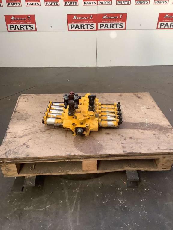 Hydraulic distributor for Kalmar 12-600 Photo 1