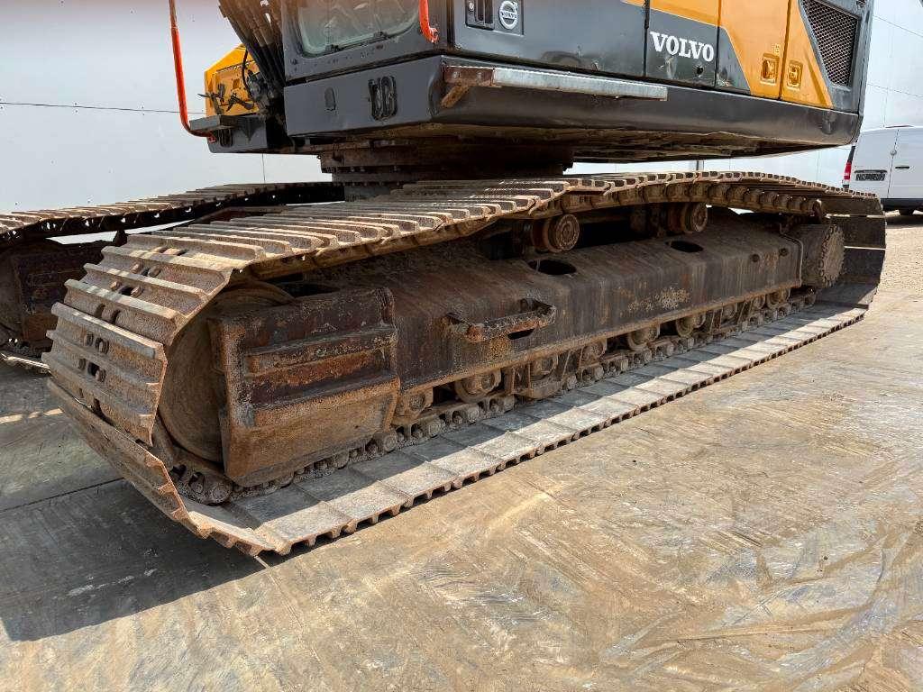 Volvo EC300EL - Hammer Lines / Automatic Greasing Photo 22