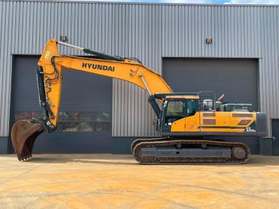 Hyundai HX480L sold by Big Machinery