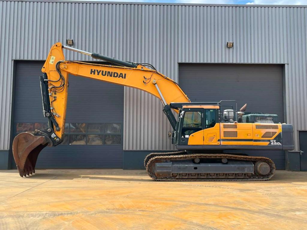 Hyundai HX480L Photo 1