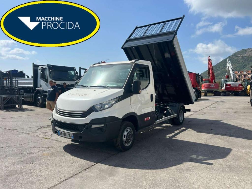 Iveco DAILY 35-120 Photo 1