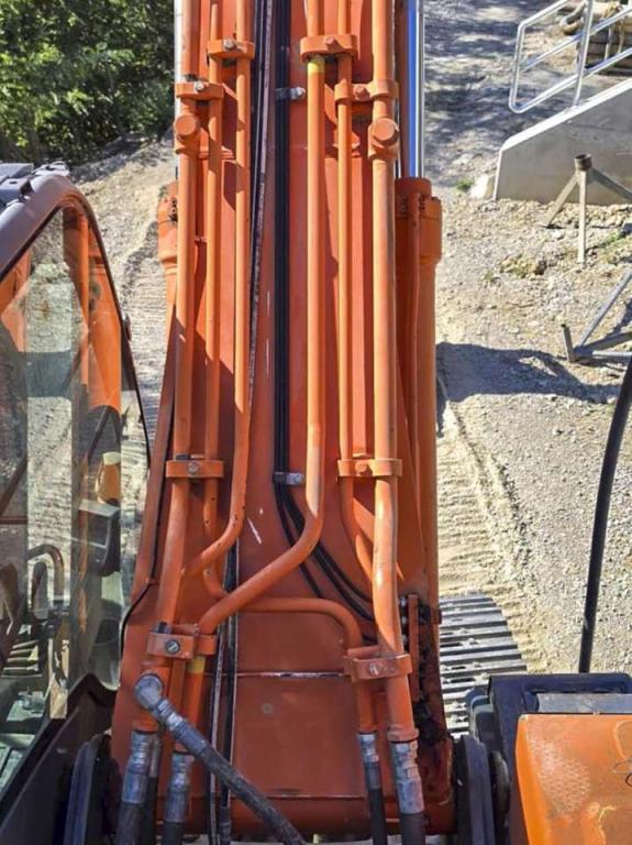 Hitachi Zaxis ZX240N-3 Photo 13