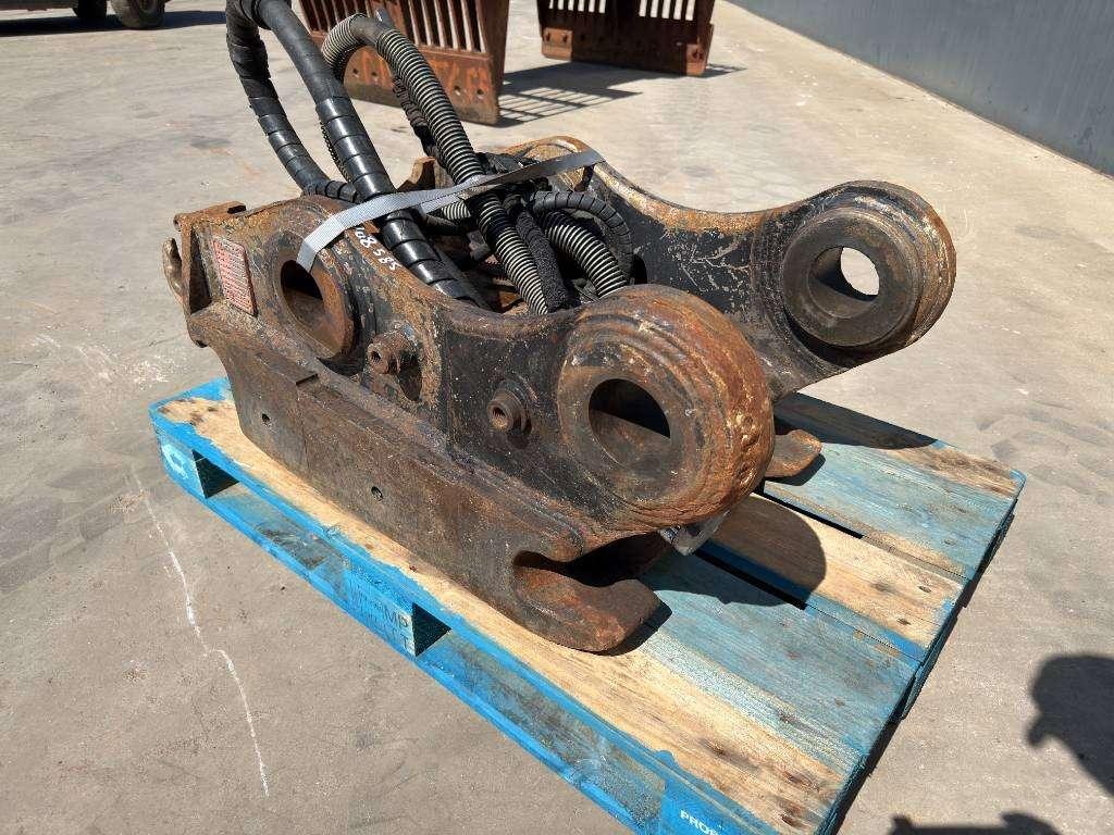 OilQuick OQ80 - 325D / 329D / 329E / 330F Photo 6