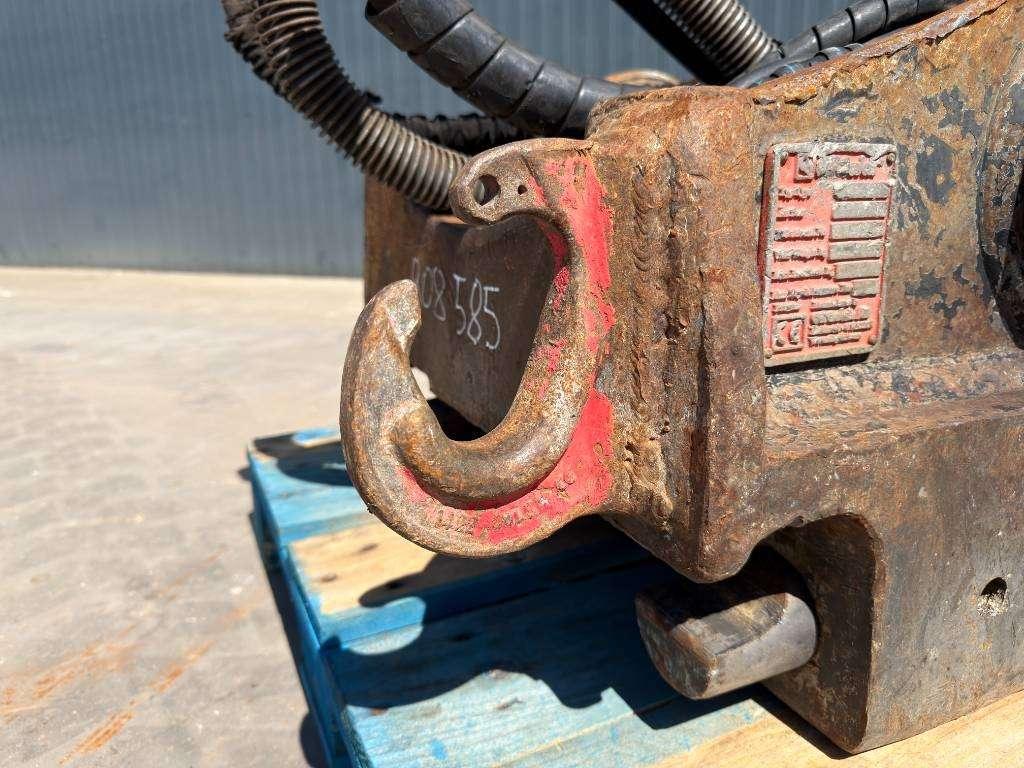 OilQuick OQ80 - 325D / 329D / 329E / 330F Photo 8